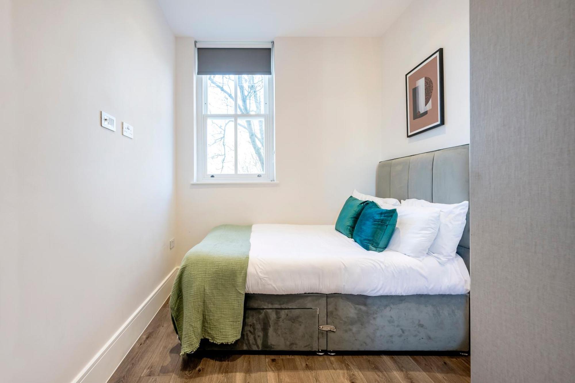 Premium Hungerford Road * Londra