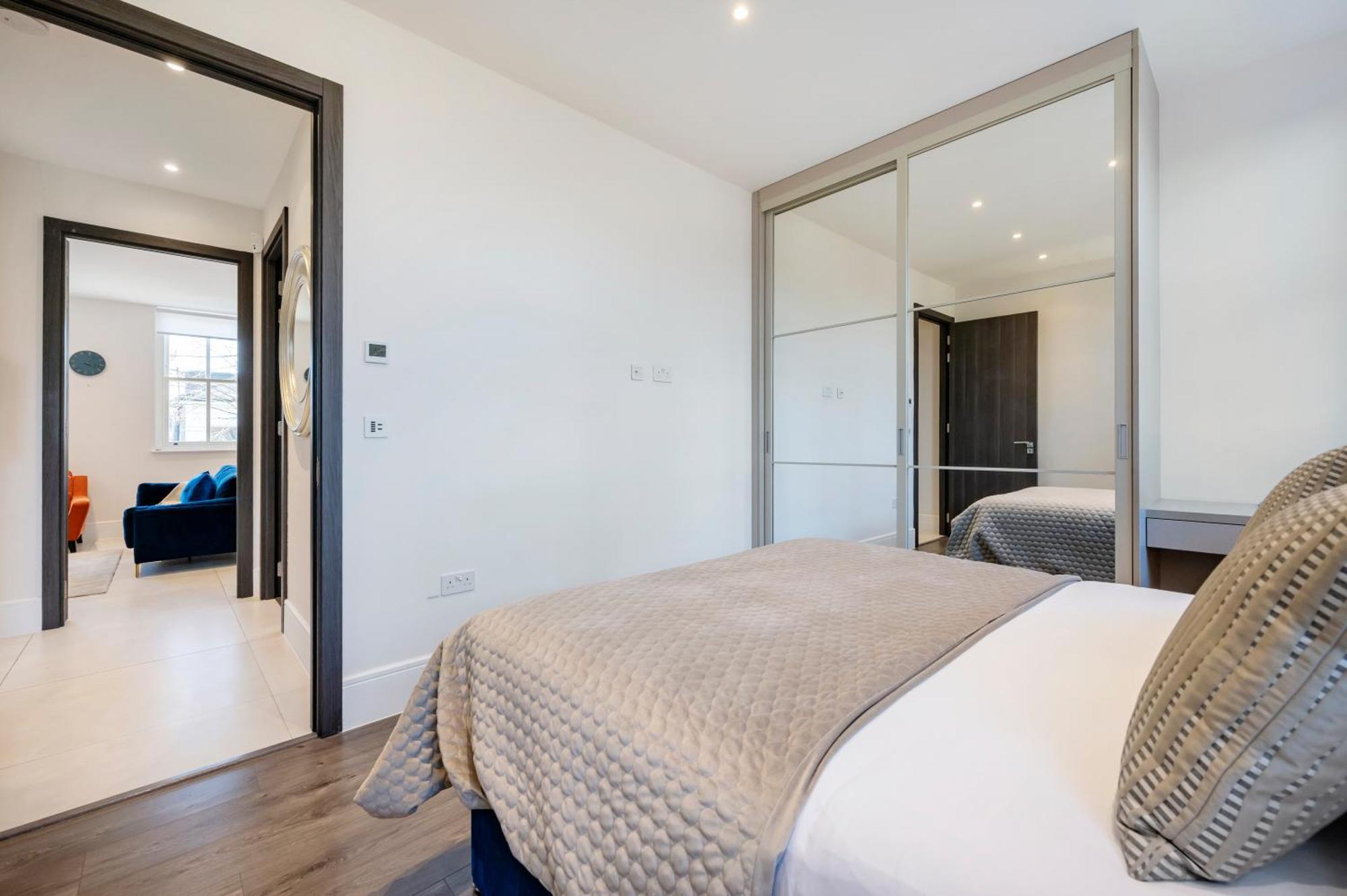 Premium Hungerford Road * Londra